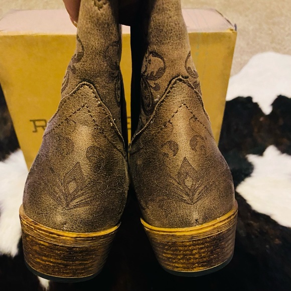 Roper boots short brown size 8. Brand New! - Picture 4 of 9